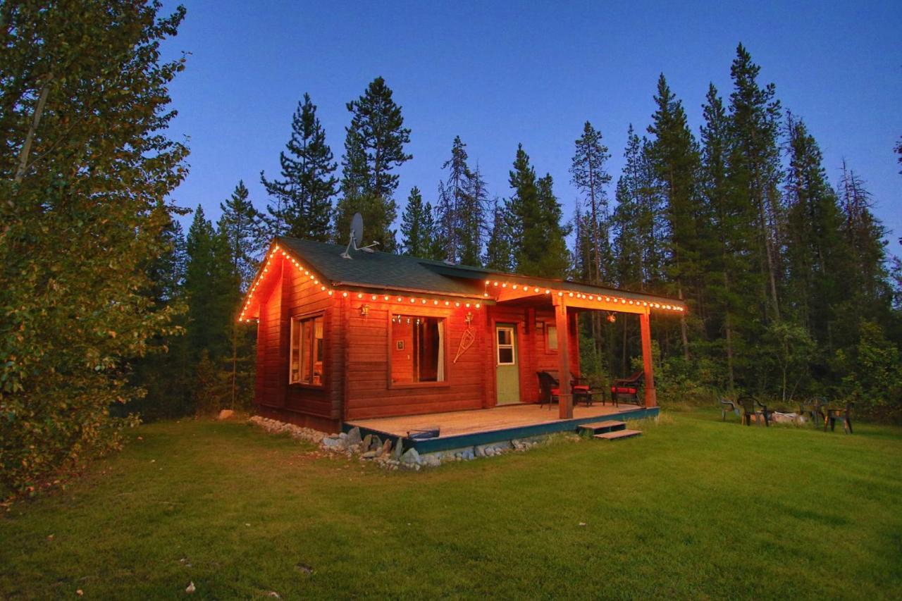 Mica Mountain Lodge & Log Cabins Tête Jaune Buitenkant foto
