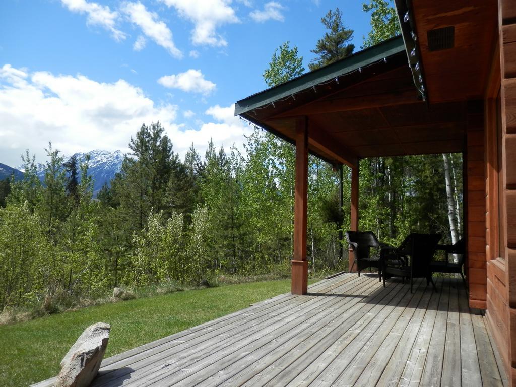 Mica Mountain Lodge & Log Cabins Tête Jaune Buitenkant foto